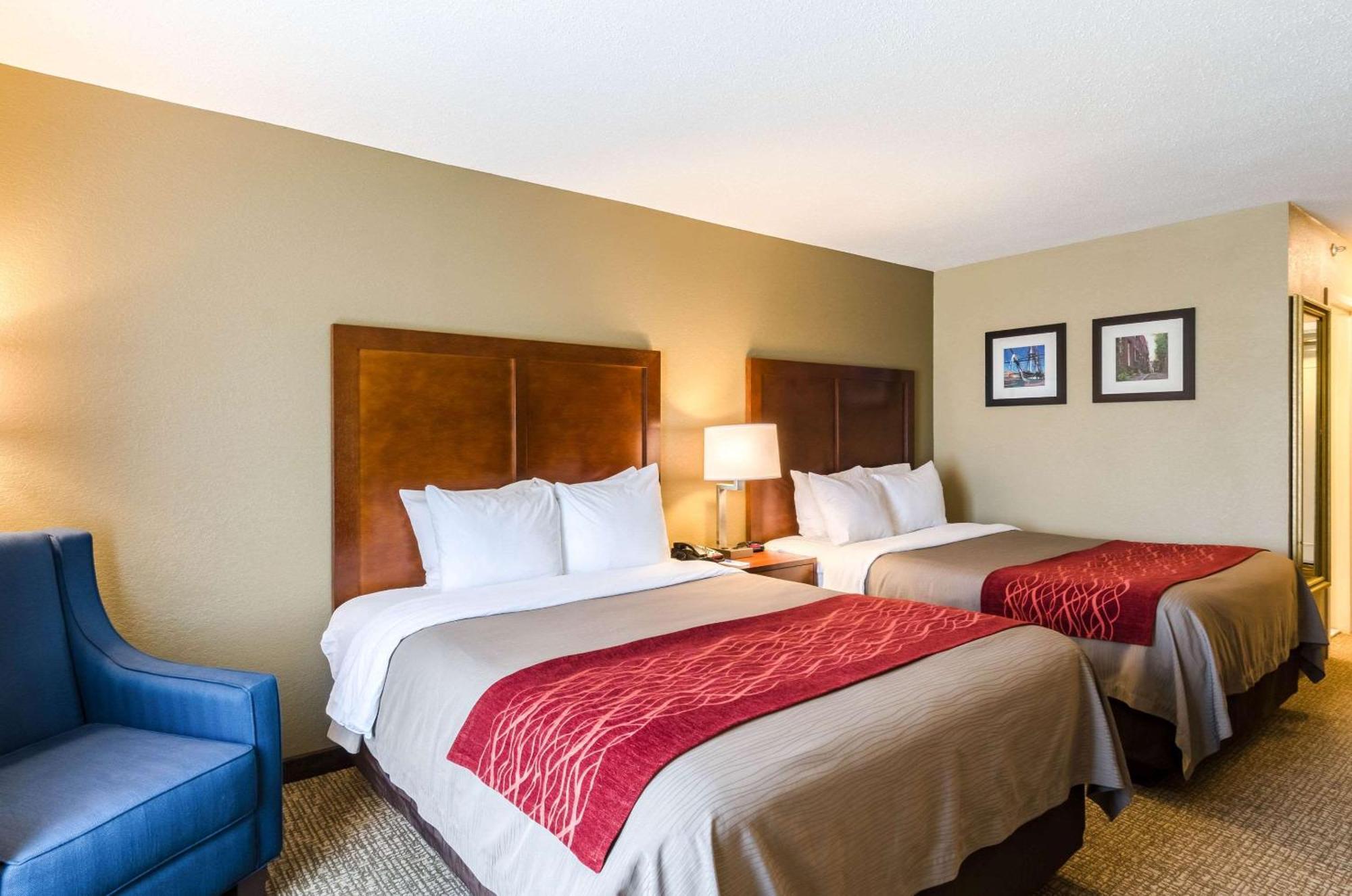 Comfort Inn Randolph-Boston מראה חיצוני תמונה