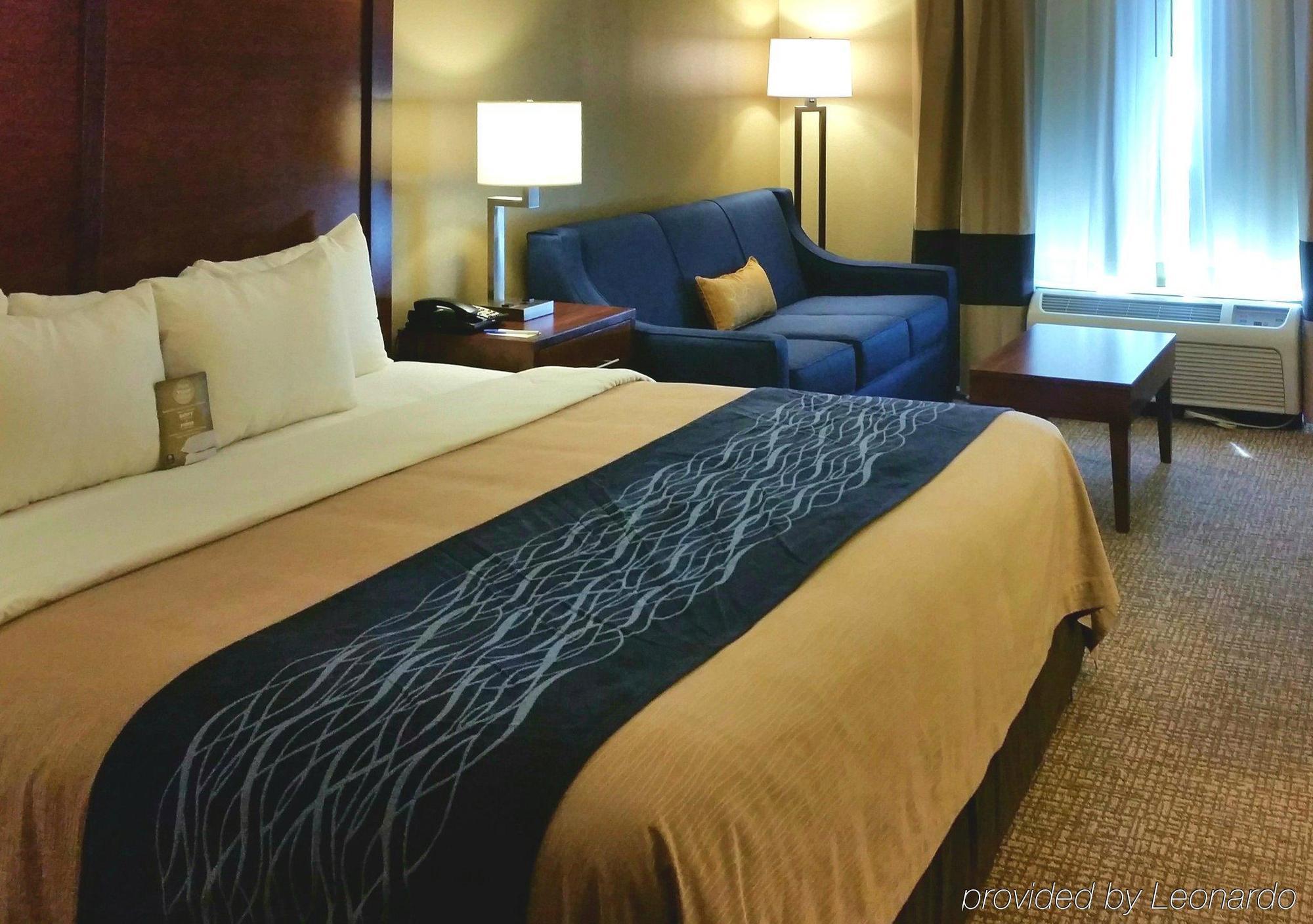 Comfort Inn Randolph-Boston מראה חיצוני תמונה